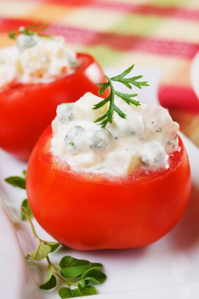 Tasty Thursday – Crab & Lentil Stuffed Tomato With Yogurt Recipe
