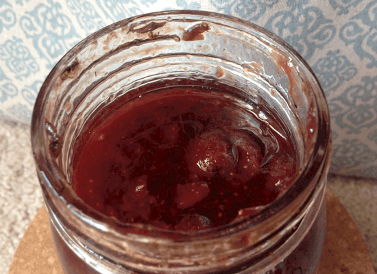 homemade-jams-and-jellies2